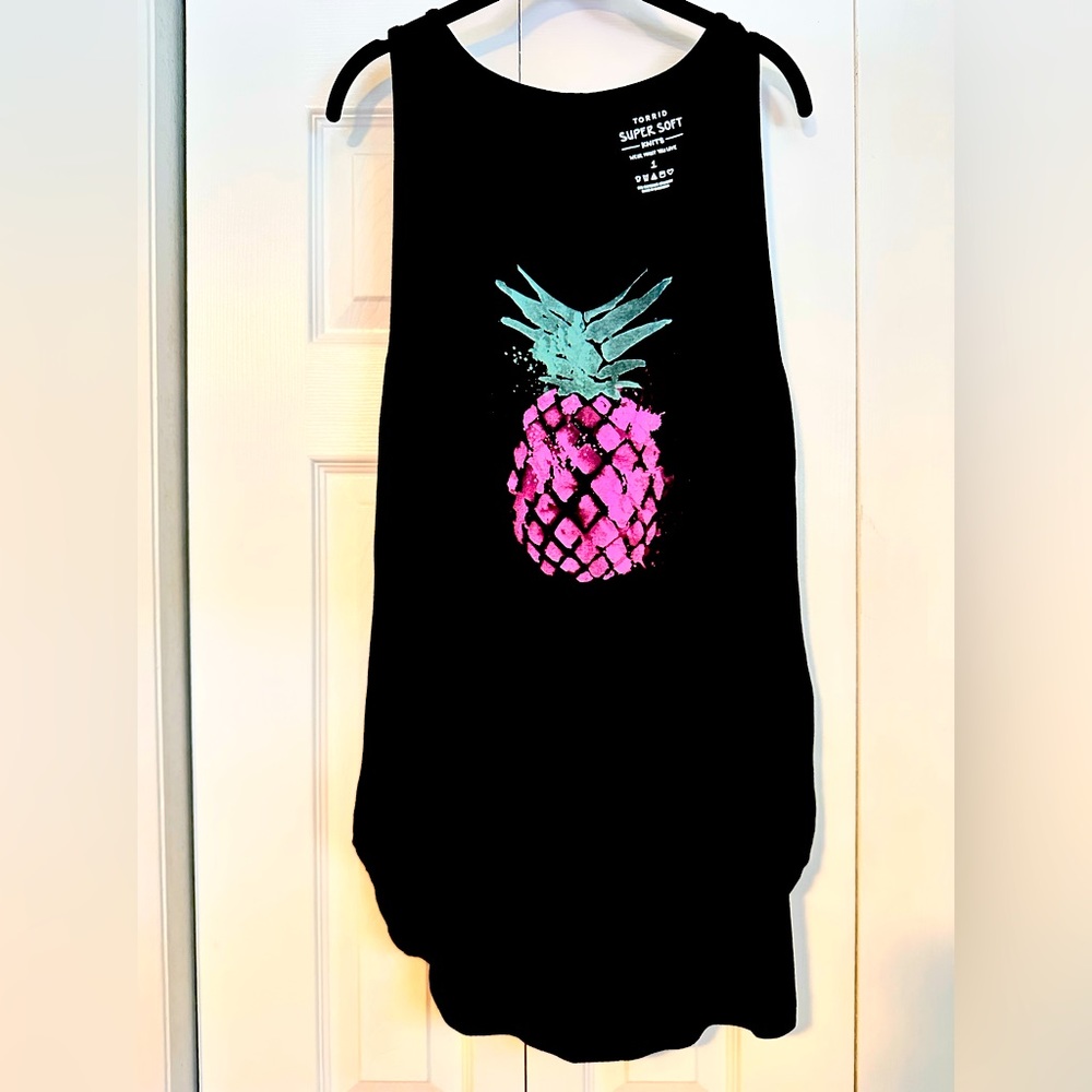 Torrid Tank top very soft size one.